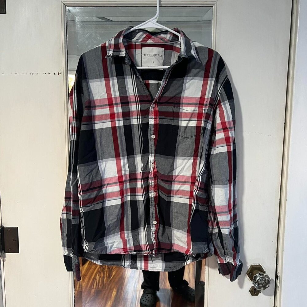 Aeropostale L/G plaid button up shirt
